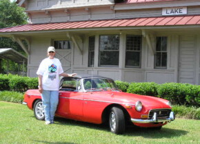 Gene and Martha's 1971 MGB Ole Red